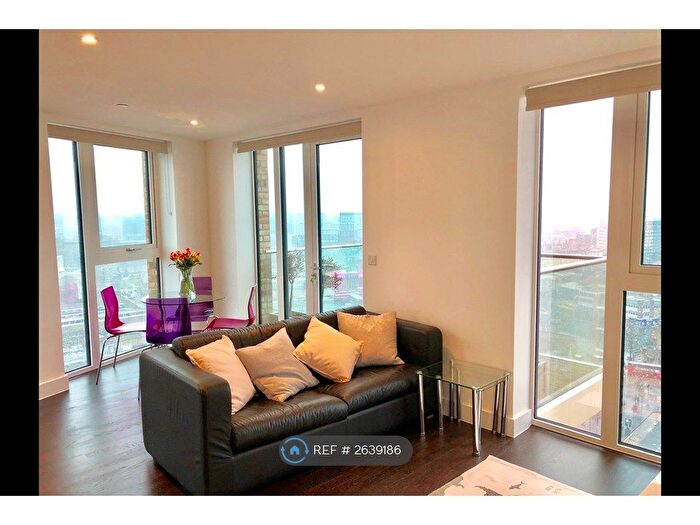 1 Bedroom Flat To Rent In Duncombe House, London, SE18