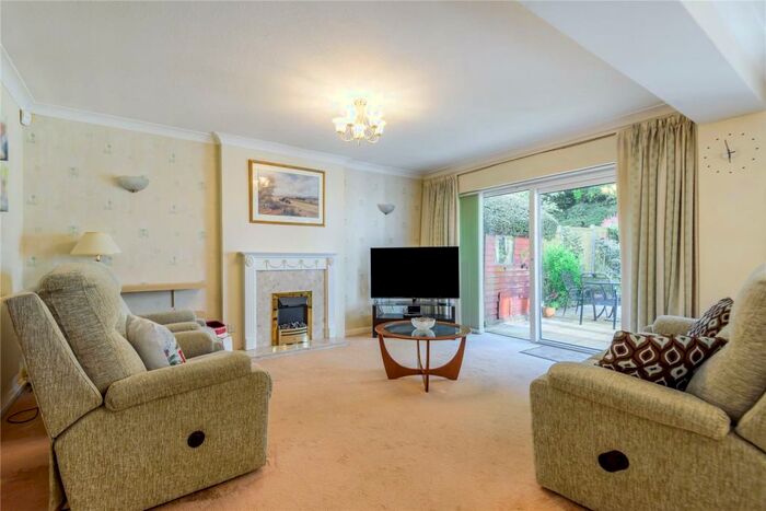 4 Bedroom House To Rent In Rogers Lane, Stoke Poges, SL2
