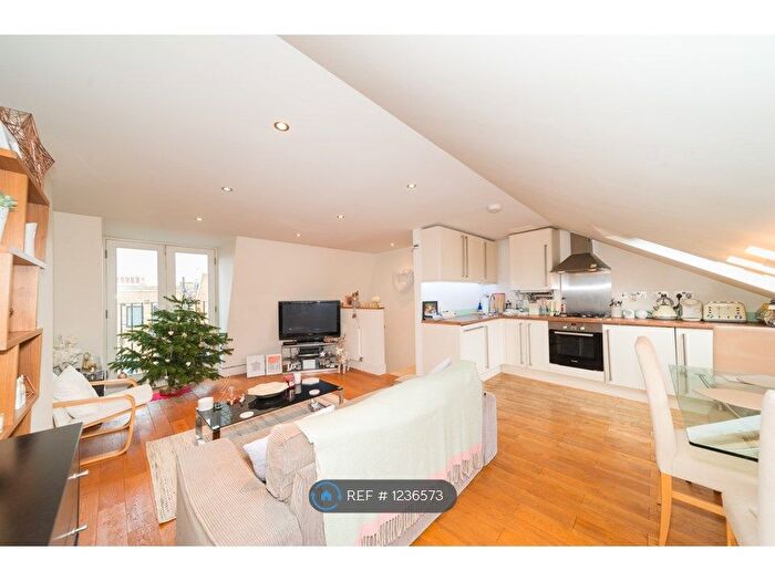1 Bedroom Flat To Rent In Sarsfeld Road, London, SW12