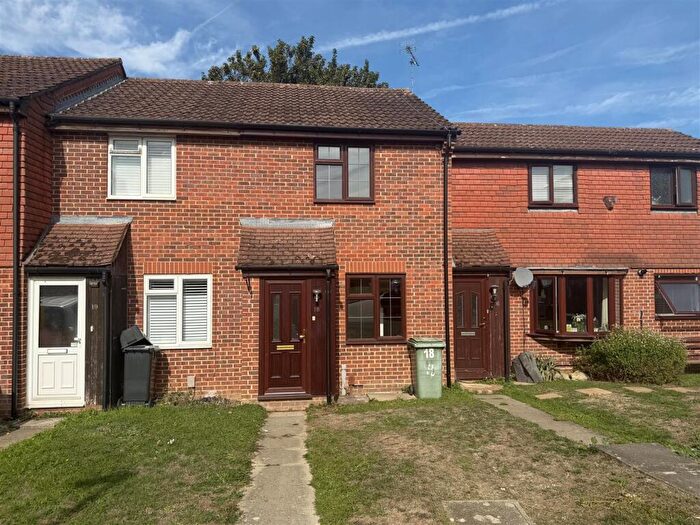 2 Bedroom Terraced House For Sale In The Penstocks, Tovil Green, Maidstone, ME15