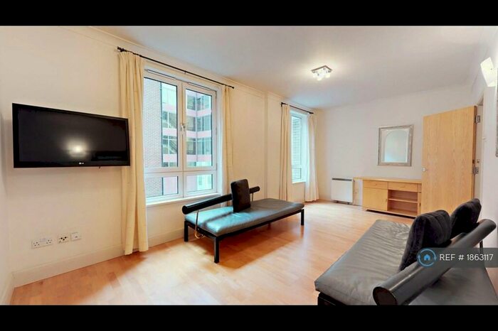 2 Bedroom Flat To Rent In Monument Street, London, EC3R