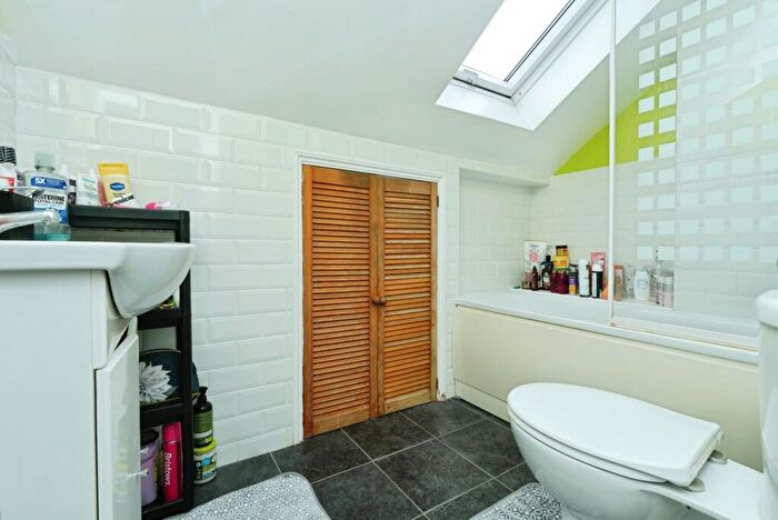 1 Bedroom Flat For Sale In Bedford Place, Croydon, CR0