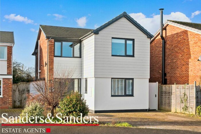 4 Bedroom Detached House For Sale In Westbourne, Honeybourne, Evesham, WR11