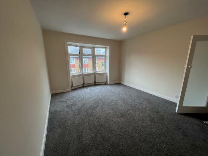 2 Bedroom Flat To Rent In Ripon Drive Flat /, G12