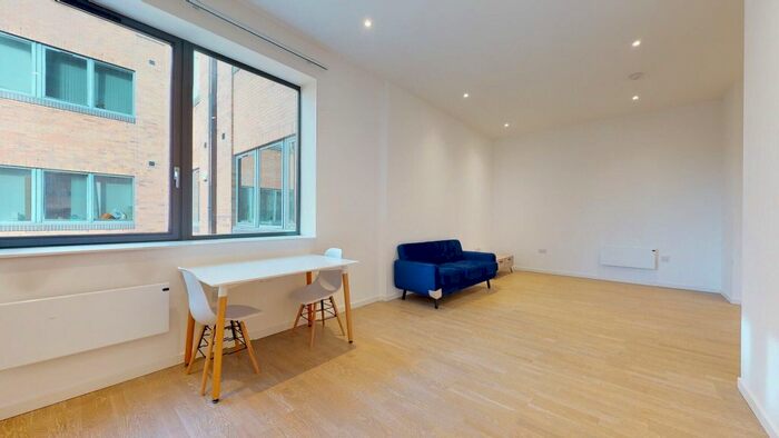 1 Bedroom Flat To Rent In Riverbank Way, Brentford, TW8