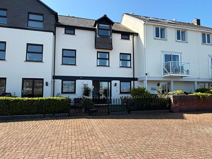 4 Bedroom Terraced House For Sale In Mulberry Close, Conwy, LL32