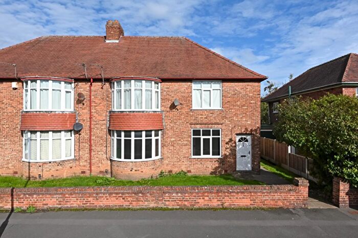 2 Bedroom Flat To Rent In Malvern Avenue, Boroughbridge Road, York, YO26