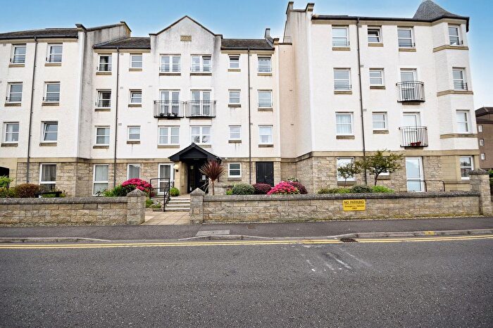 1 Bedroom Flat For Sale In Halley's Court, Sandford Gate, KY1