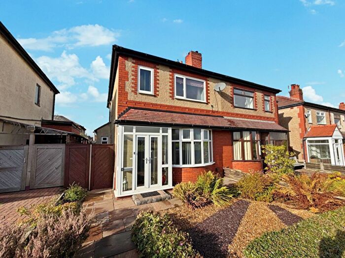 3 Bedroom Semi Detached House For Sale In Wyndham Avenue, Bolton, BL3