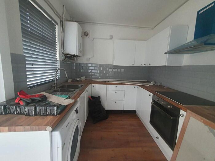 1 Bedroom Flat To Rent In Macklin Street, Derby, Derbyshire, DE1