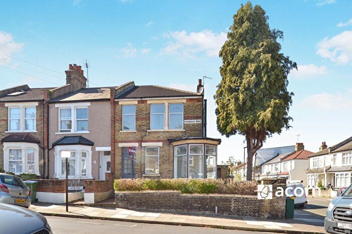 3 Bedroom End Of Terrace House To Rent In Rochdale Road, London, SE2