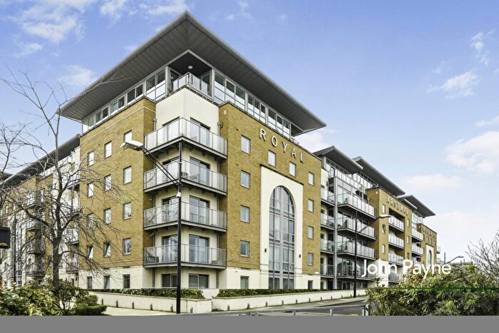 2 Bedroom Flat To Rent In Argyll Road London, SE18