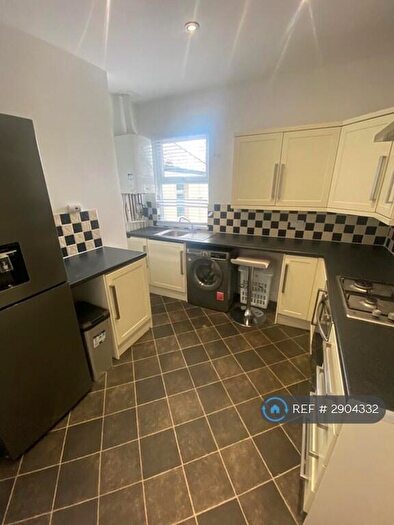 2 Bedroom Flat To Rent In Llandaff North, Llandaff North, Cardiff, CF14