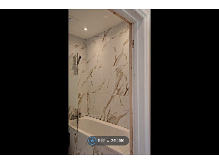 2 Bedroom Flat To Rent In Denmark Street, London, E13