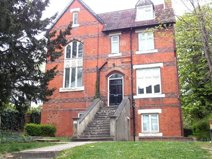 2 Bedroom Flat To Rent In Thicket Road, Anerley, SE20