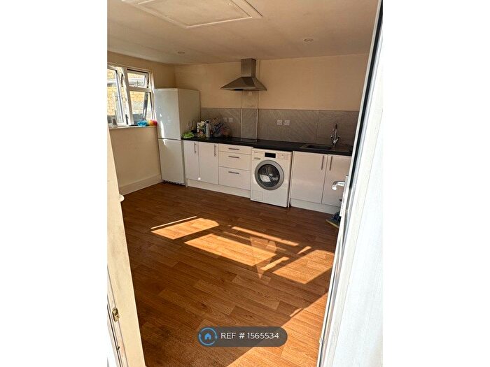 Studio To Rent In Chinnor Road, Watlington, OX49
