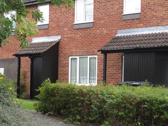 1 Bedroom Flat To Rent In Westminster Road, Swindon, SN5