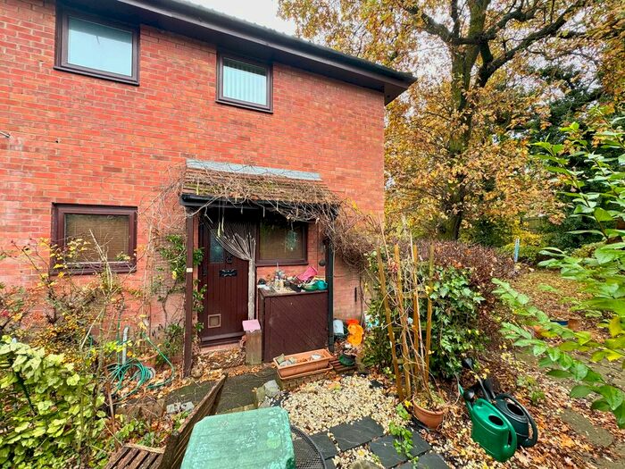 1 Bedroom End Of Terrace House For Sale In Lombards Chase, West Horndon, Brentwood, CM13