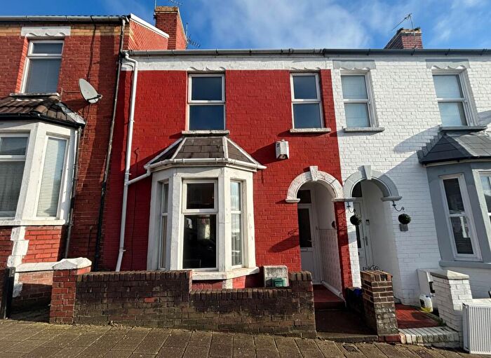 3 Bedroom Terraced House For Sale In Trinity Street, Barry, CF62