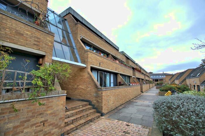 1 Bedroom Apartment To Rent In Manor Place, Cambridge, CB1