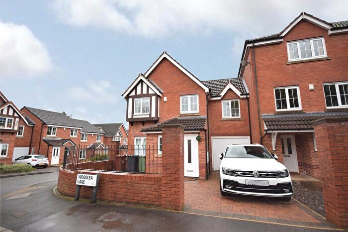 3 Bedroom Link Detached House To Rent In Woodlea Lane, Meanwood, Leeds, LS6