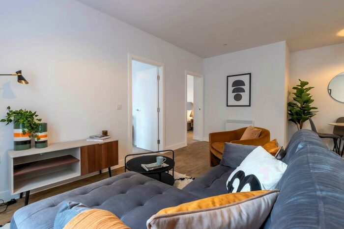 2 Bedroom Apartment To Rent In Lower Essex Street, Birmingham, B5