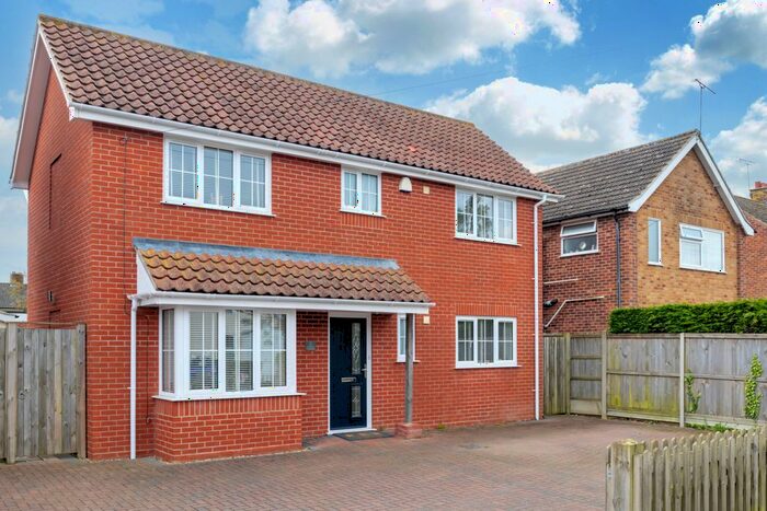3 Bedroom Detached House For Sale In Jubilee Cottages, The Street, Shotley, Suffolk, IP9