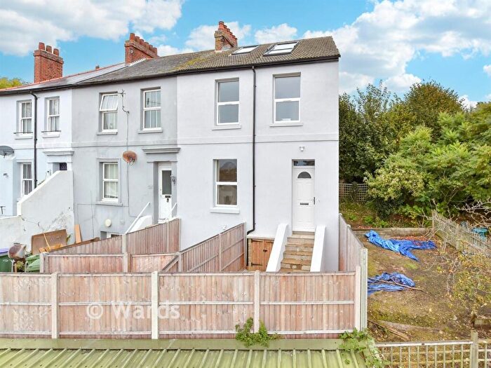 3 Bedroom Duplex For Sale In Albion Place, Hythe, Kent, CT21