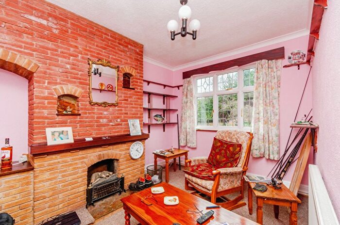 2 Bedroom Terraced House For Sale In Aston Road, Willenhall, West Midlands, WV13
