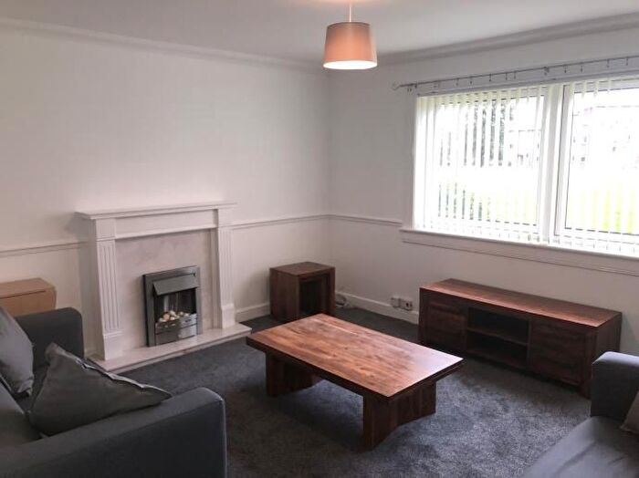 2 Bedroom Flat To Rent In Forrester Park Loan, Edinburgh, EH12
