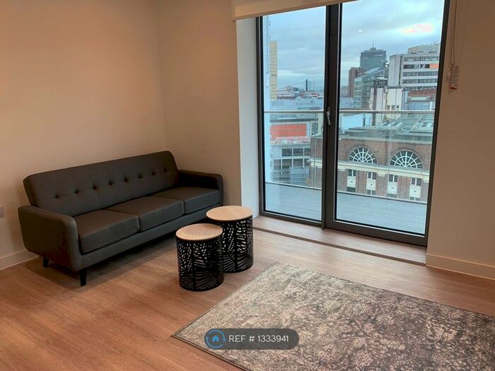 2 Bedroom Flat To Rent In New Kings Head Yard, Salford, M3