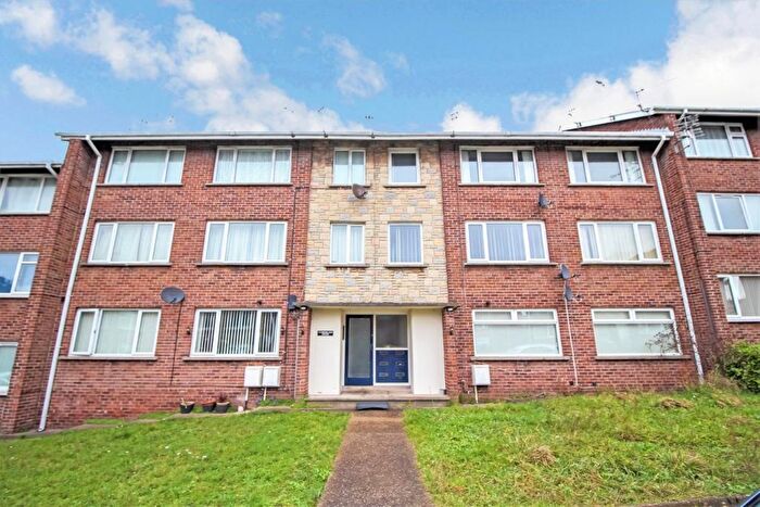 2 Bedroom Flat For Sale In Ridgeway Road, Rumney, Cardiff, CF3
