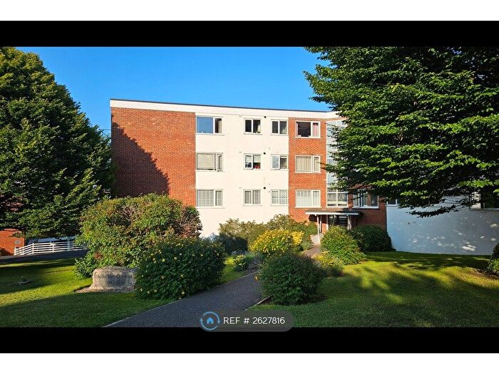2 Bedroom Flat To Rent In Belle Vue Gardens, Bournemouth, BH6