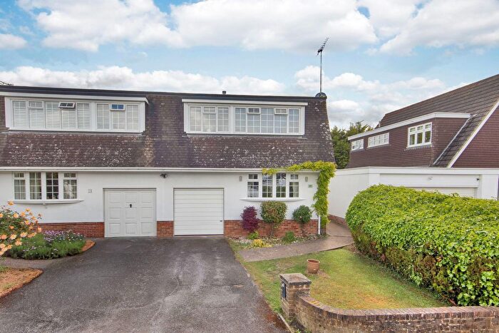 4 Bedroom Semi Detached House For Sale In Downs Valley, Hartley, Longfield, Kent, DA3