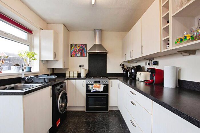 2 Bedroom Terraced House For Sale In Howick Drive, Nottingham, NG6