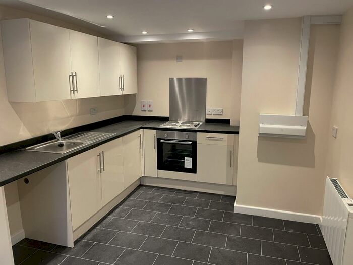 1 Bedroom Apartment To Rent In High Street, Bradford, BD6