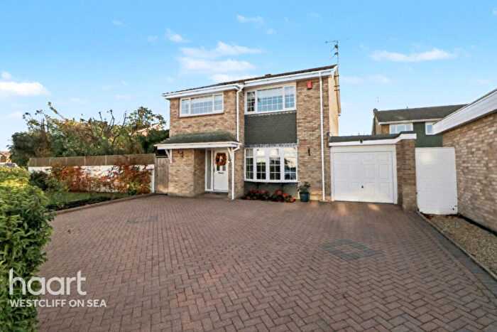 3 Bedroom Detached House For Sale In Little Thorpe, Thorpe Bay, SS1