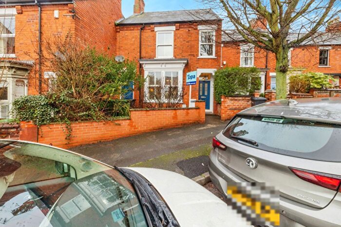 4 Bedroom Terraced House For Sale In Queens Crescent, Lincoln, LN1