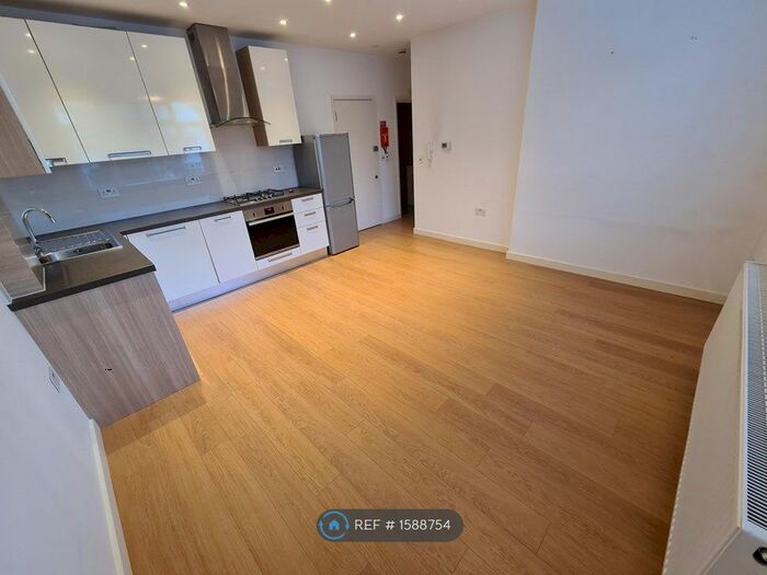 1 Bedroom Flat To Rent In Hodford Road, London, NW11