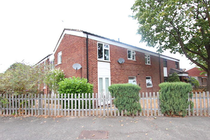 2 Bedroom Ground Maisonette To Rent In Whitebeam Road, Birmingham, B37