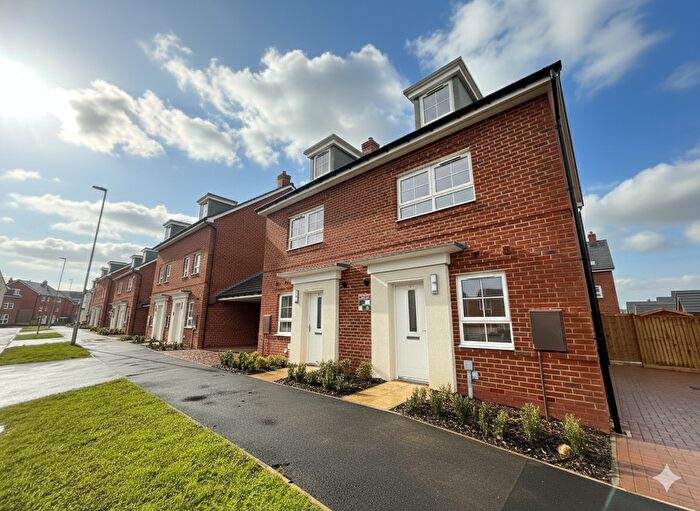 4 Bedroom Semi Detached House To Rent In Mooring Street, Broughton, HP22