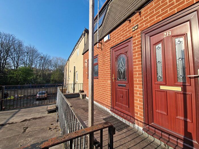 2 Bedroom Flat To Rent In High Street, Knottingley, WF11