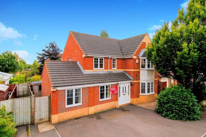 5 Bedroom Detached House To Rent In Meyseys Close, Headington, Oxford, OX3