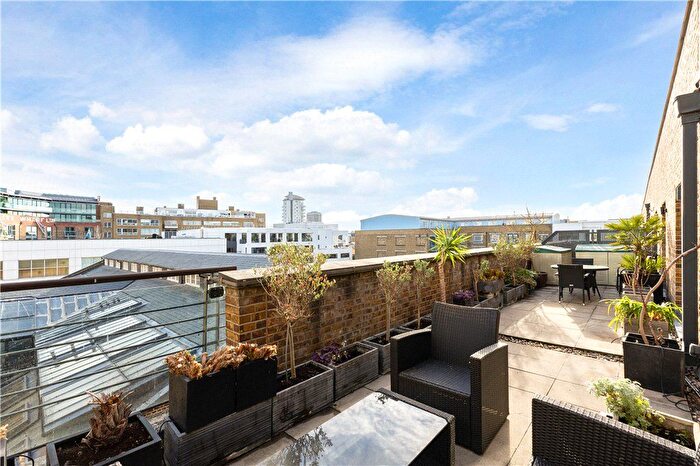 3 Bedroom Flat To Rent In Vanilla Amp; Sesame Court, Curlew Street, London, SE1