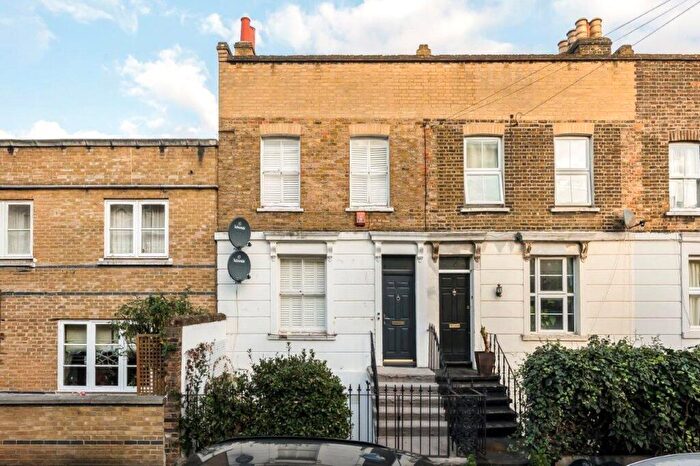 1 Bedroom Flat For Sale In Clemence Street, Limehouse, London, E14