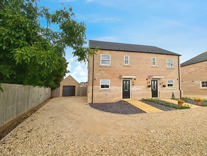 3 Bedroom Semi-Detached House For Sale In Jensons Way, Whittington, King's Lynn, PE33