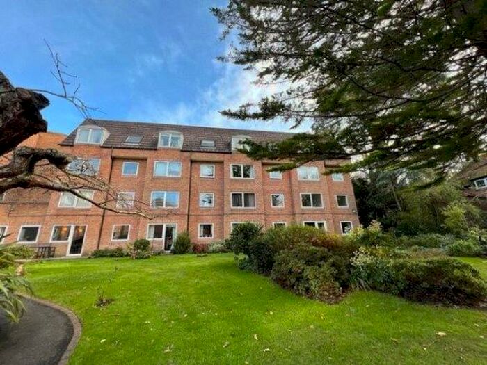 1 Bedroom Apartment To Rent In Homeoaks House, Wimborne Road, BH2