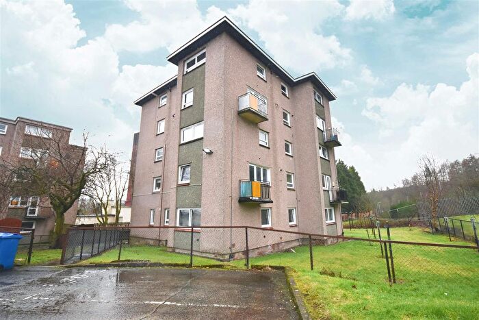 2 Bedroom Flat To Rent In Mccoll Avenue, Alexandria, G83