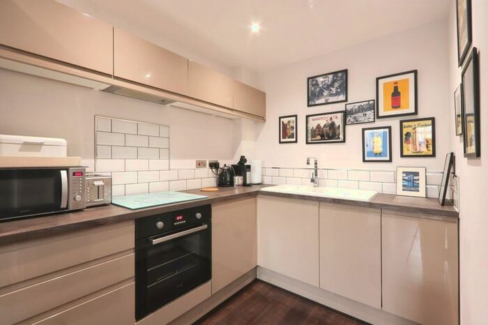 1 Bedroom Apartment To Rent In West Bar, Sheffield, South Yorkshire, S3