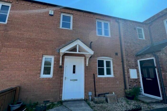 2 Bedroom Terraced House To Rent In Cobblestones Drive, Halifax, HX2